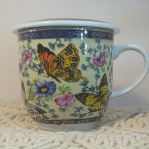 Porcelain Tea Mug With Lid And Infuser Chinz Butterfly And Floral Pattern